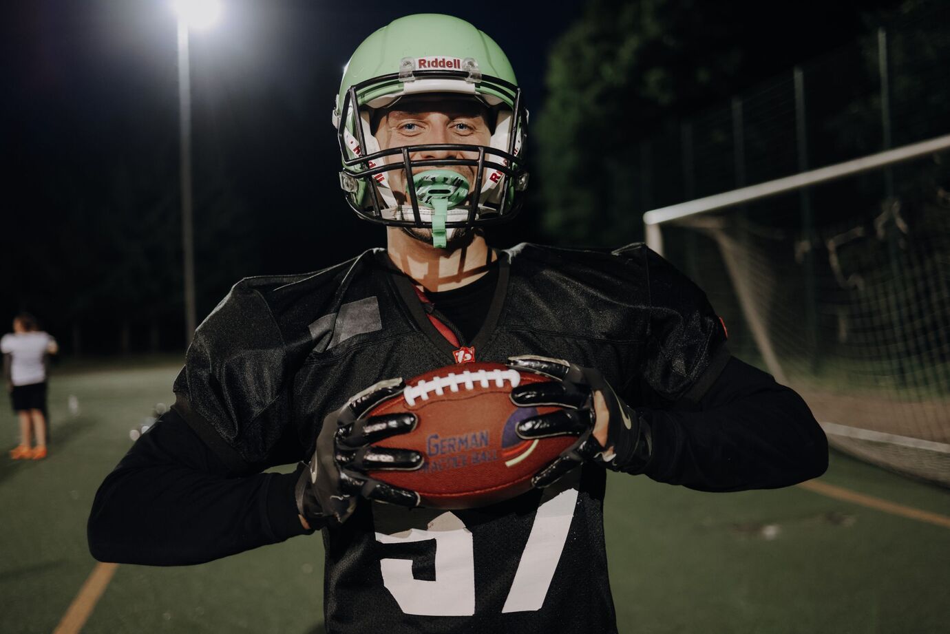 Tom Weinert, 27 Jahre alt und Gründer der Erzgebirge Miners. Neben seiner eigenen Mannschaft brennt er für die Atlanta Falcons. / © Magda Lehnert