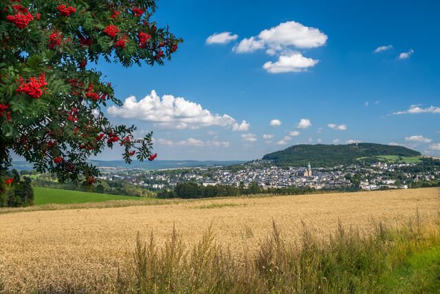 Annaberg-Buchholz am Fuße des Pöhlbergs. / © Dieter Knobloch