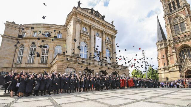 Abschluss an der TU Chemnitz / © Jacob Müller