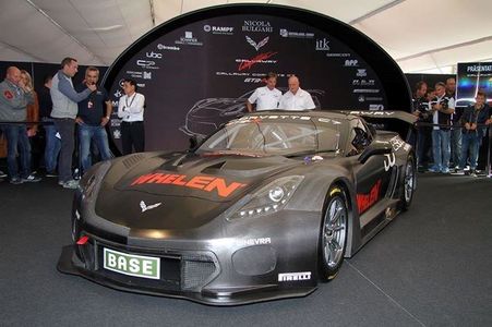 Corvette C7 GT3-R mit M&M Auspuffsystem