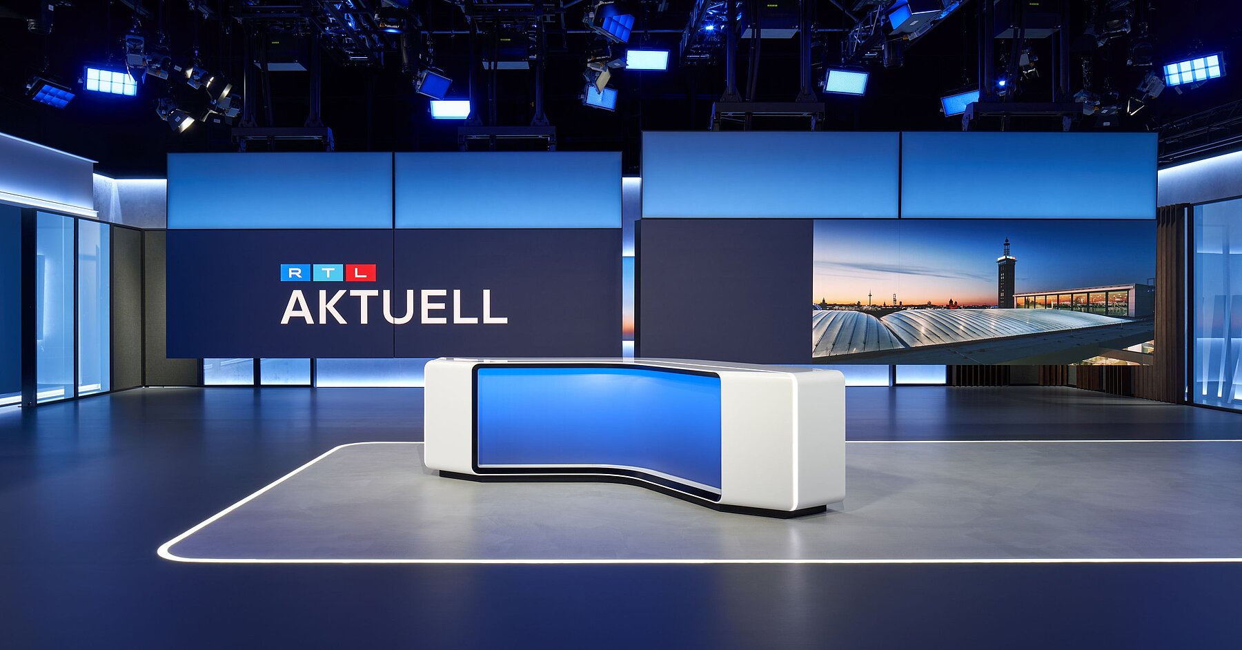 Im Rampenlicht Studiomöbel aus dem Erzgebirge bei RTL Erzgebirge