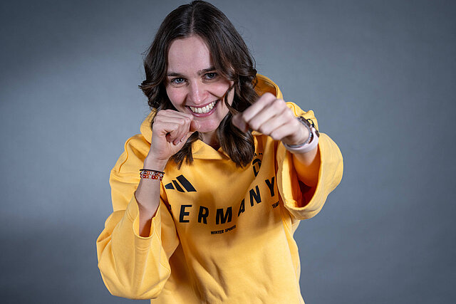 Selina Freitag aus Erlabrunn im Erzgebirge stammt aus einer Skisprung-Familie und startet f&uuml;r den SG Nickelh&uuml;tte Aue bei den Olympischen Winterspielen 2026. / &copy; Team Deutschland / picture alliance